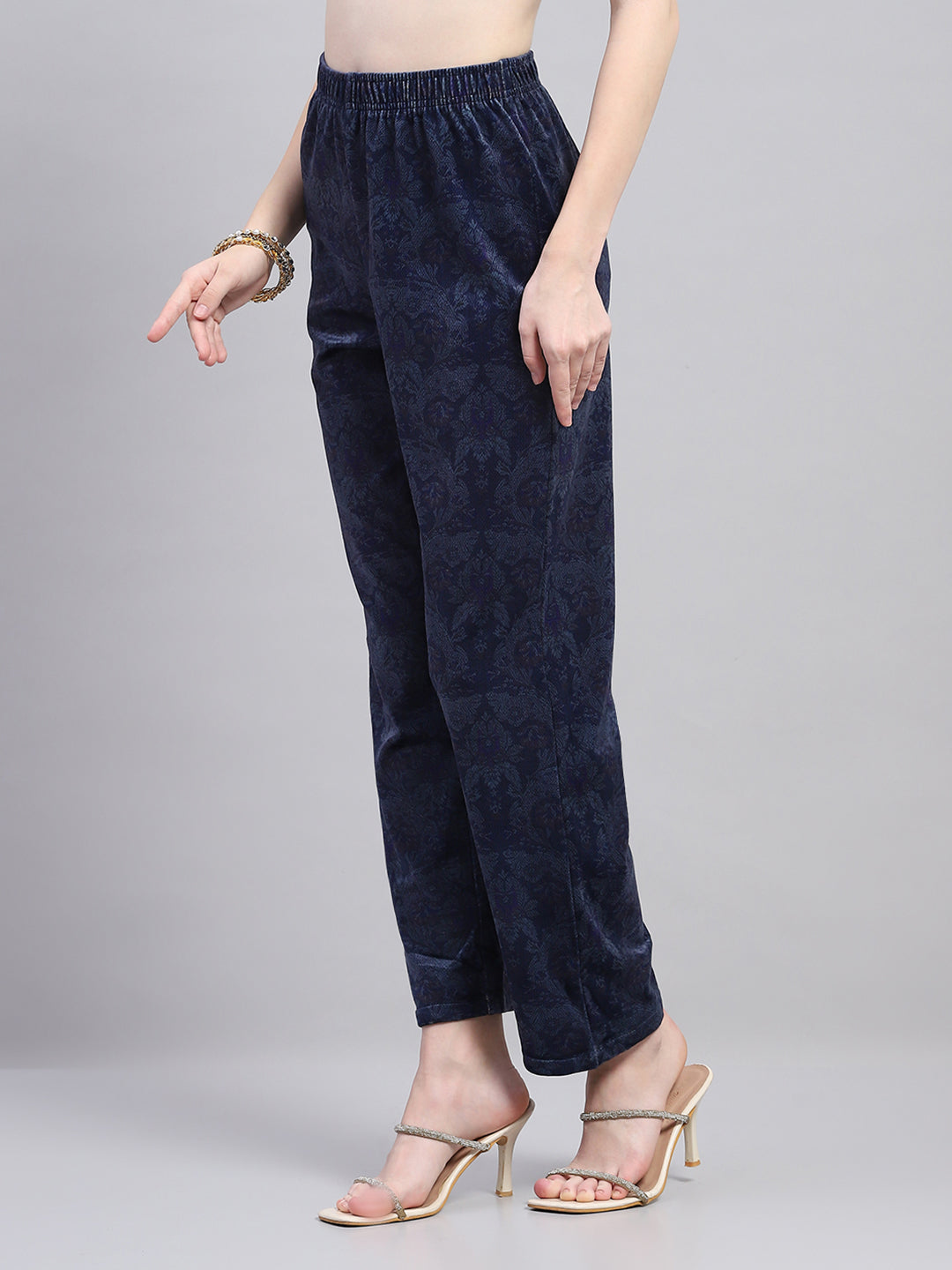 Women Blue Designer Round Neck Full Sleeve Kurtis Set for Winter