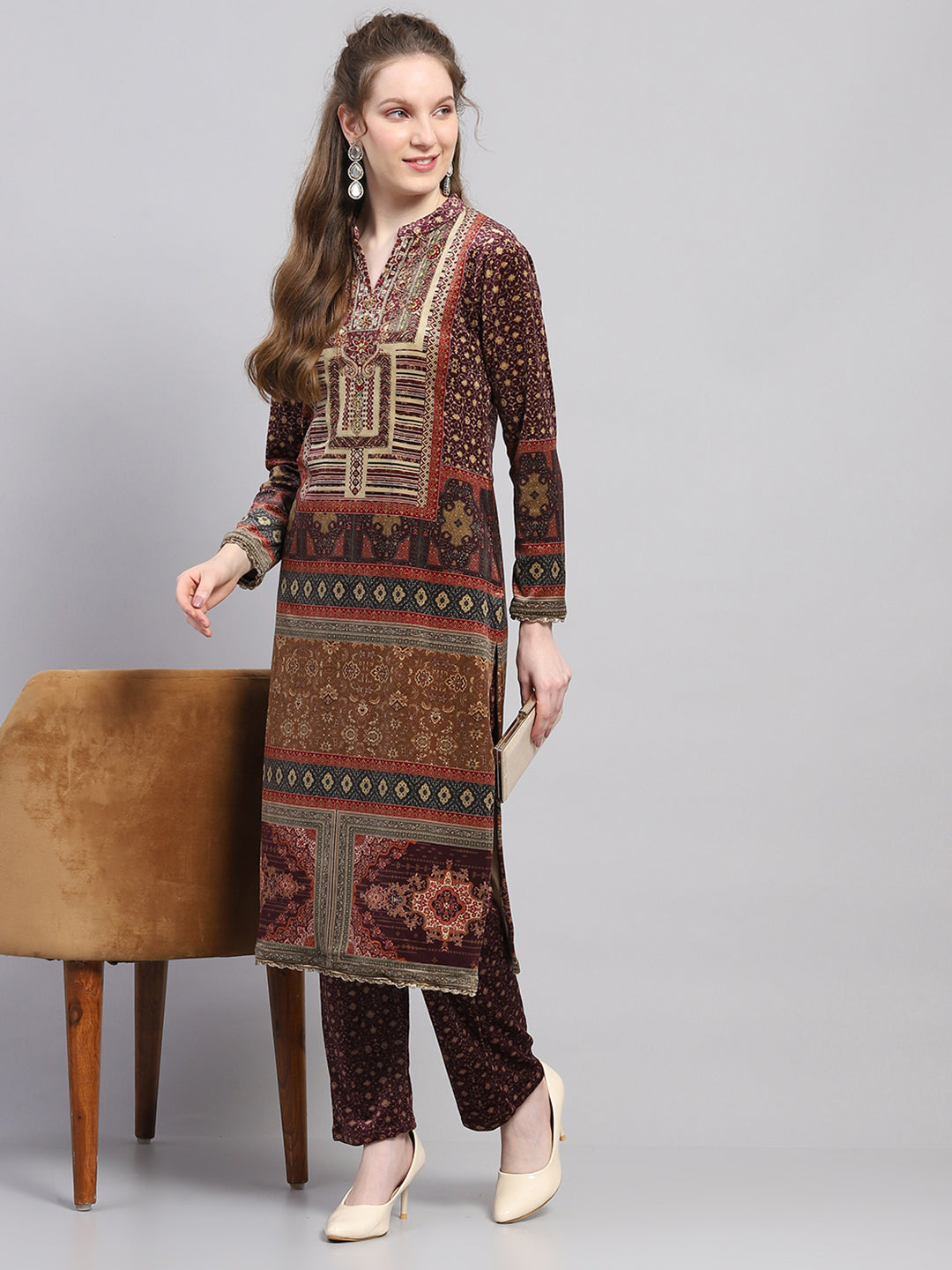 Women Maroon Printed Round Neck Full Sleeve Kurti Set for Winter