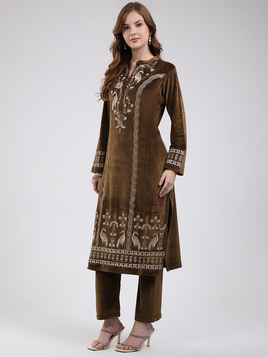 Women Brown Printed Round Neck Full Sleeve Kurti Set for Winter
