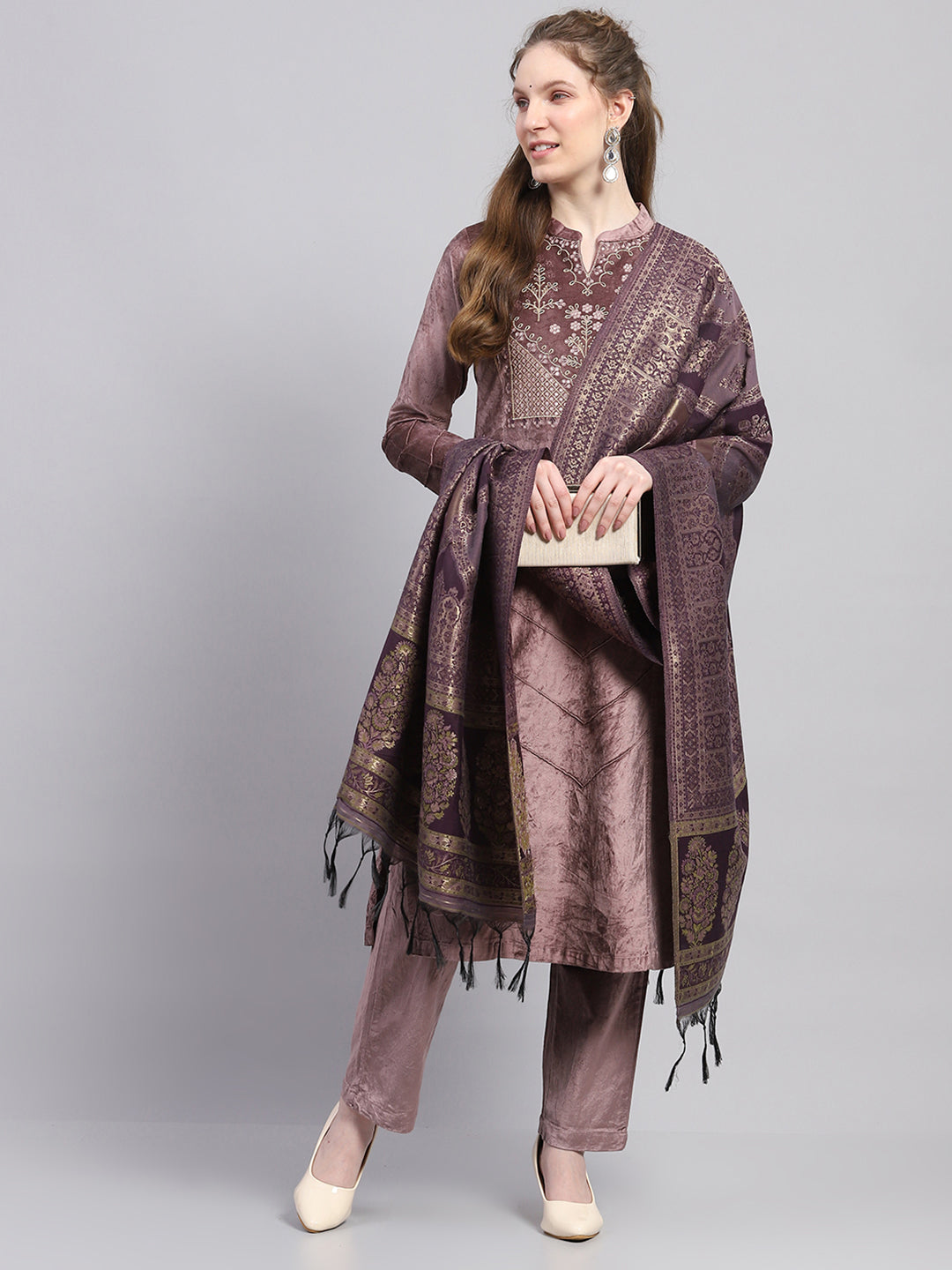 Women Purple Embroidered Round Neck Full Sleeve Kurti Set with Stole