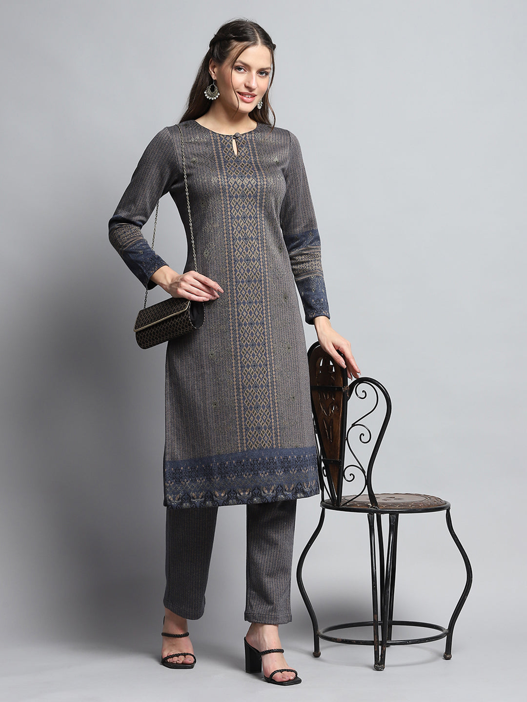 Women Navy Blue Self Design Round Neck Full Sleeve Kurti Set for Winter