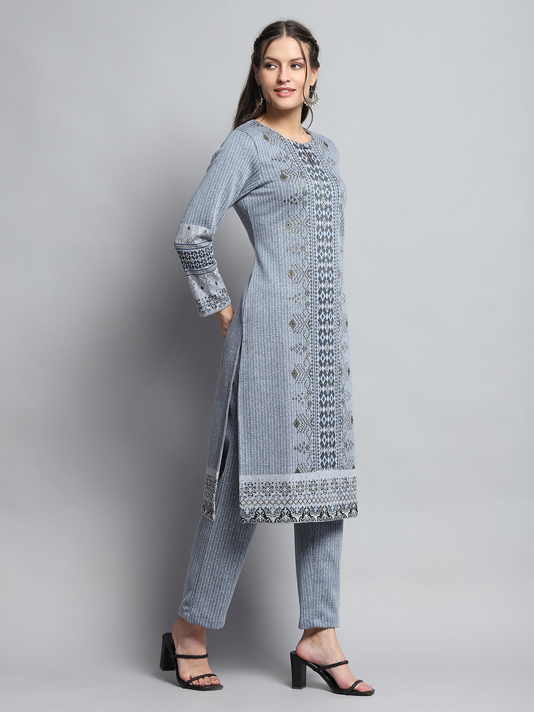 Women Blue Self Design Round Neck Full Sleeve Kurti Set for Winter