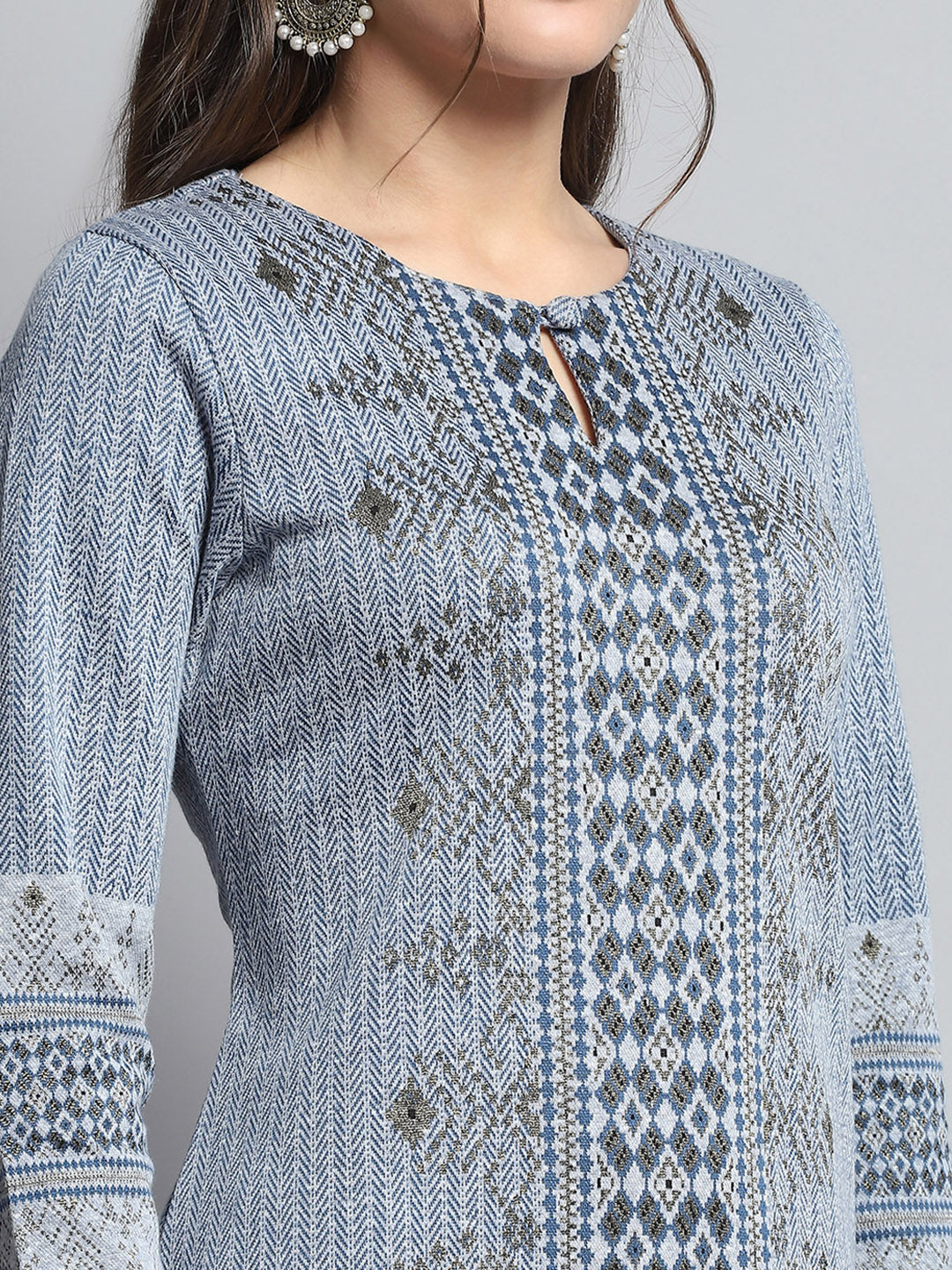 Women Blue Self Design Round Neck Full Sleeve Kurti Set for Winter
