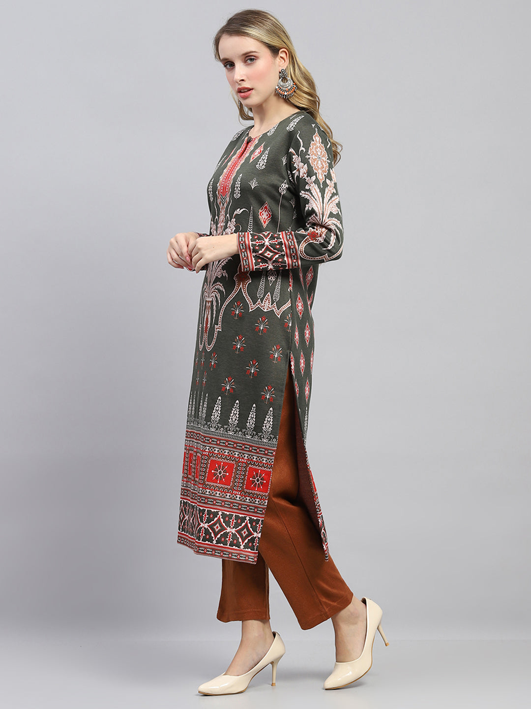 Women Olive Self Design Round Neck Full Sleeve Winter Kurti