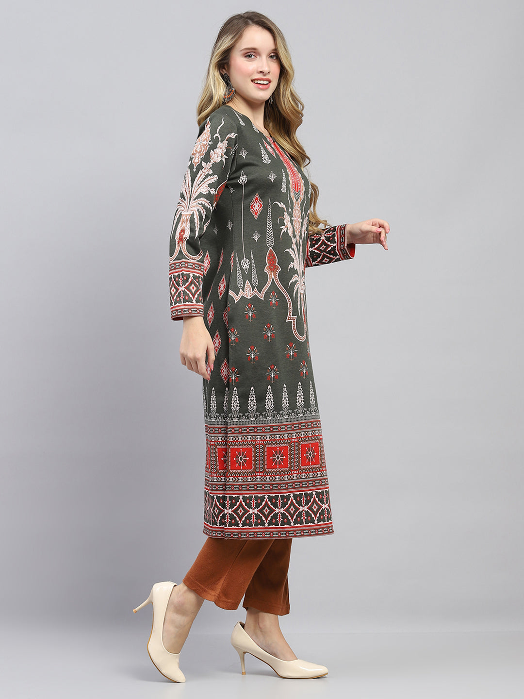 Women Olive Self Design Round Neck Full Sleeve Winter Kurti