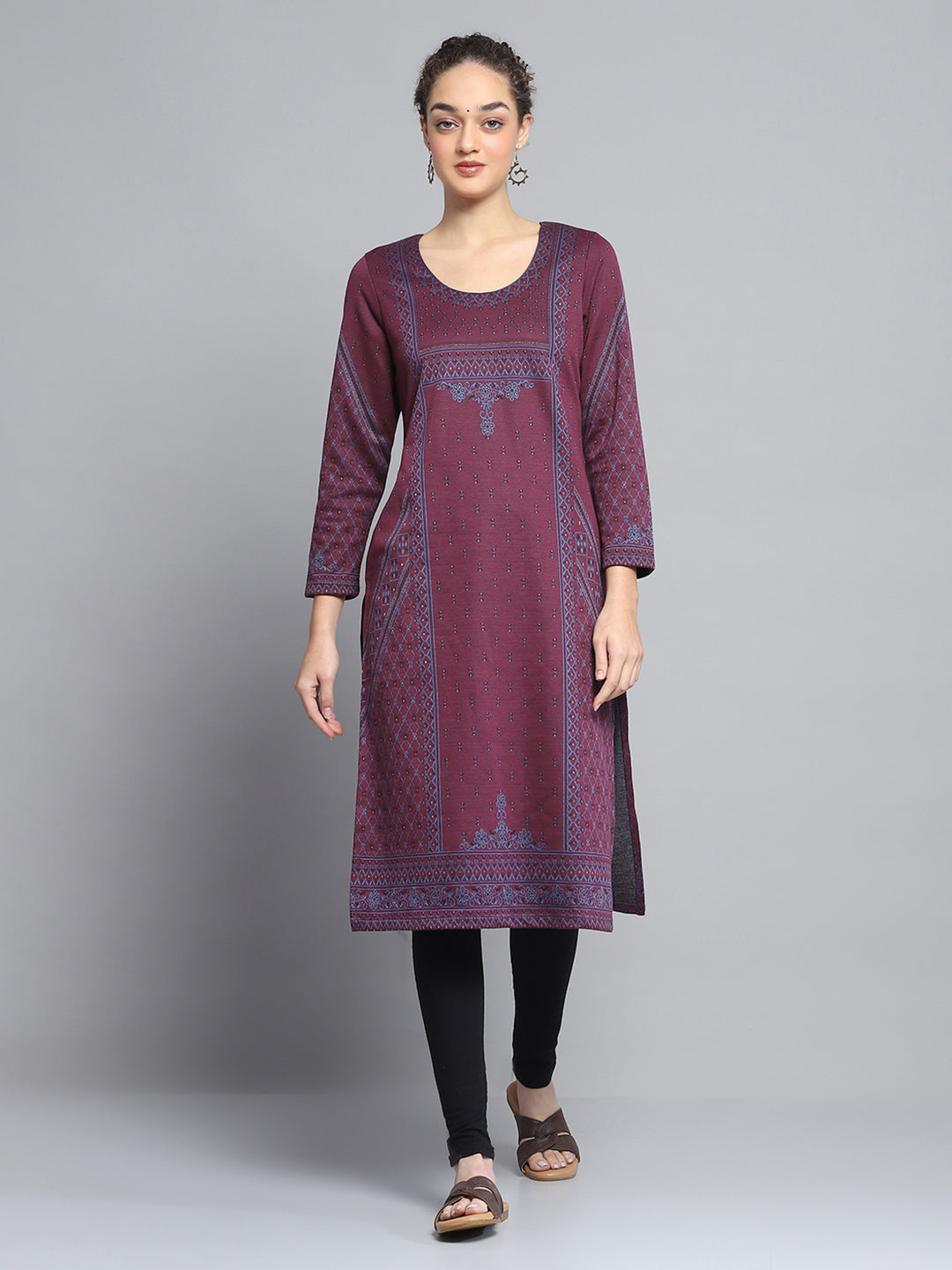 Women Maroon Self Design Round Neck Full Sleeve Winter Kurti
