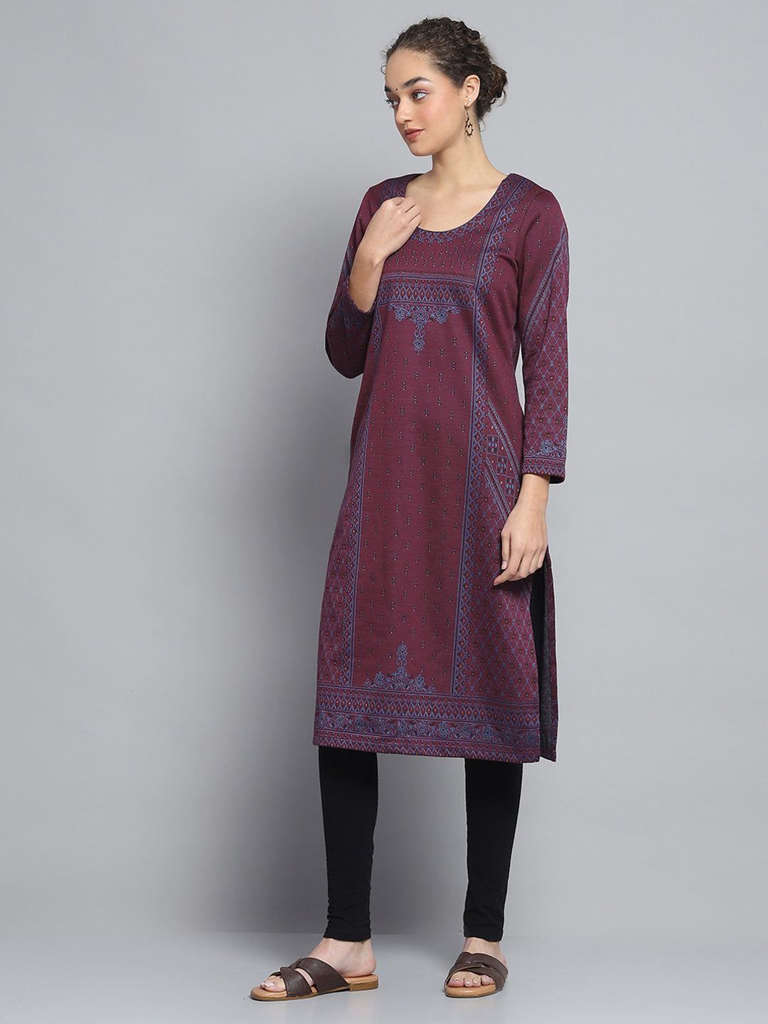 Women Maroon Self Design Round Neck Full Sleeve Winter Kurti