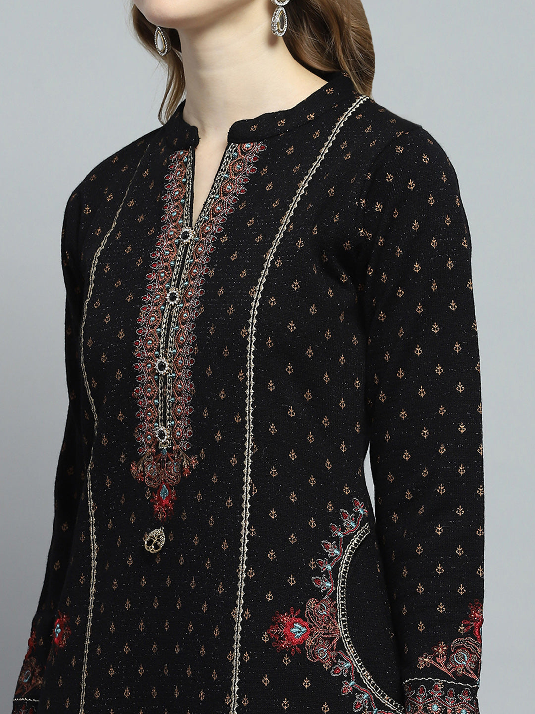 Women Black Self Design Round Neck Full Sleeve Kurti Set for Winter