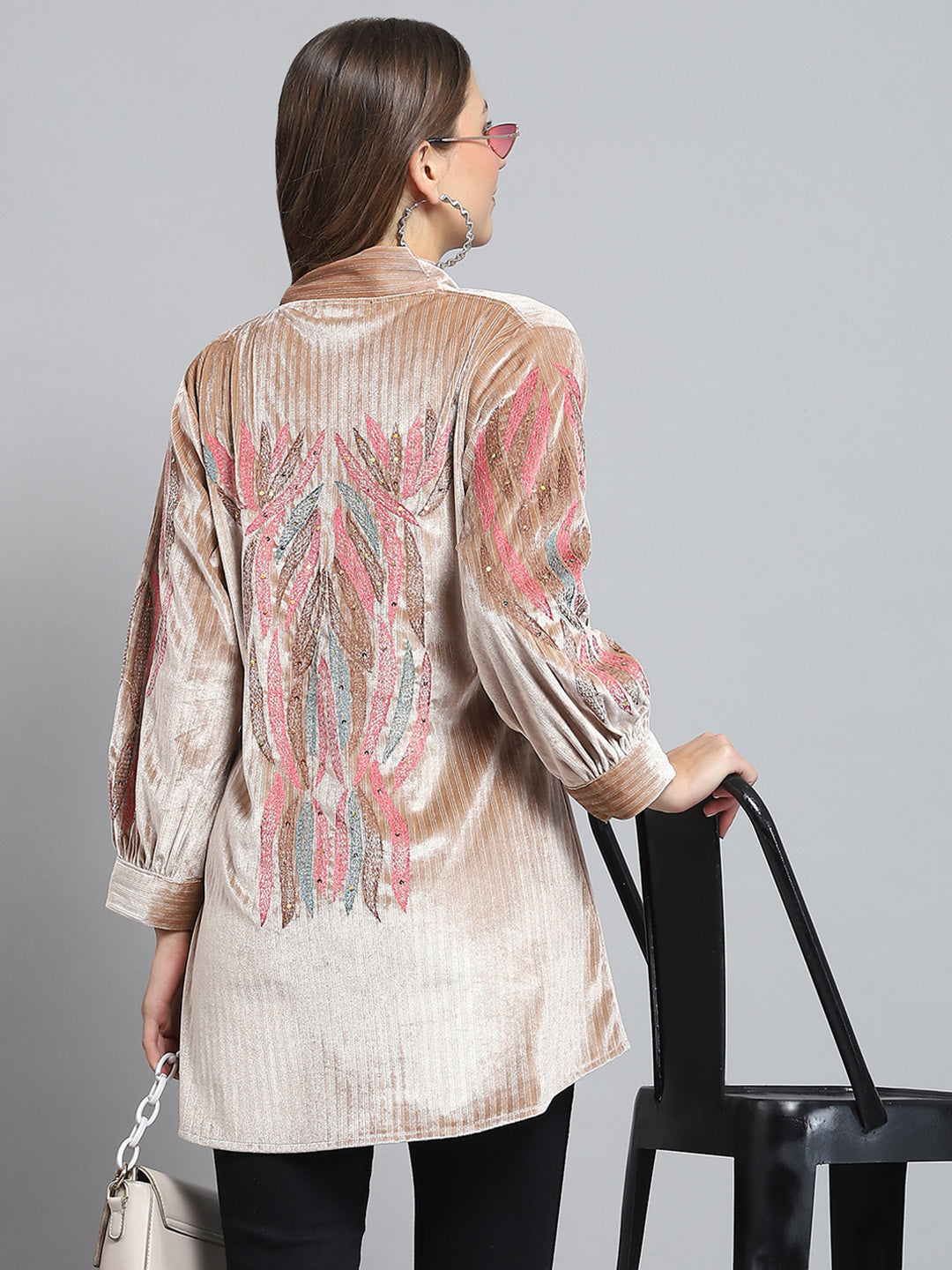 Women Beige Self Design V Neck Full Sleeve Shrug