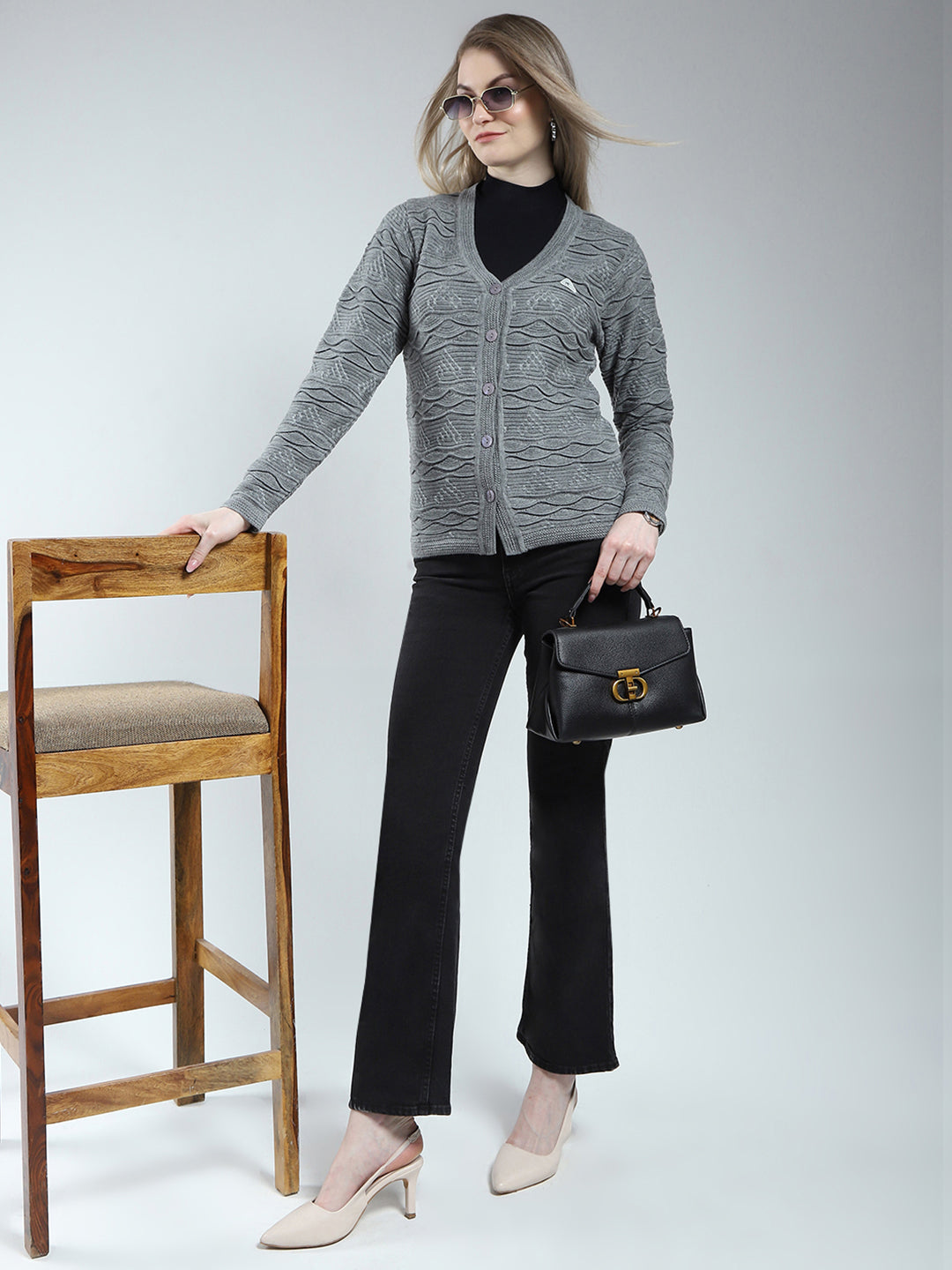 Women Grey Self Design V Neck Full Sleeve Cardigan