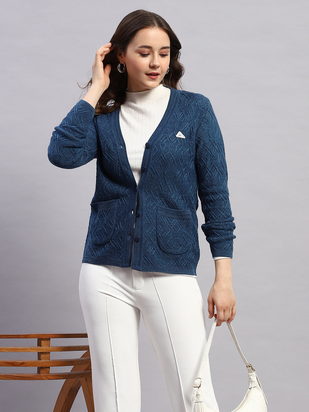 Women Blue Self Design V Neck Full Sleeve Cardigan