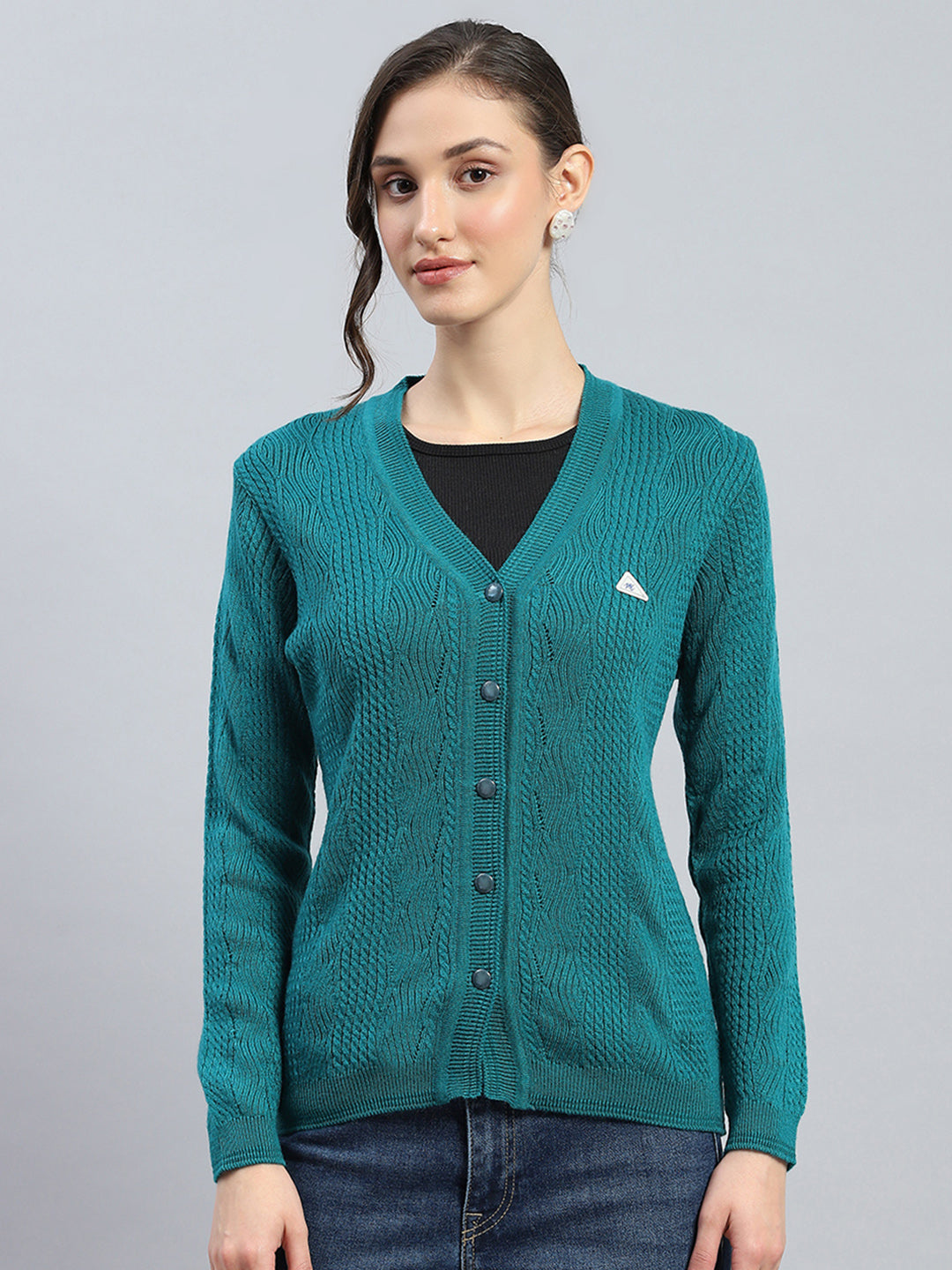 Women Green Self Design V Neck Full Sleeve Cardigan