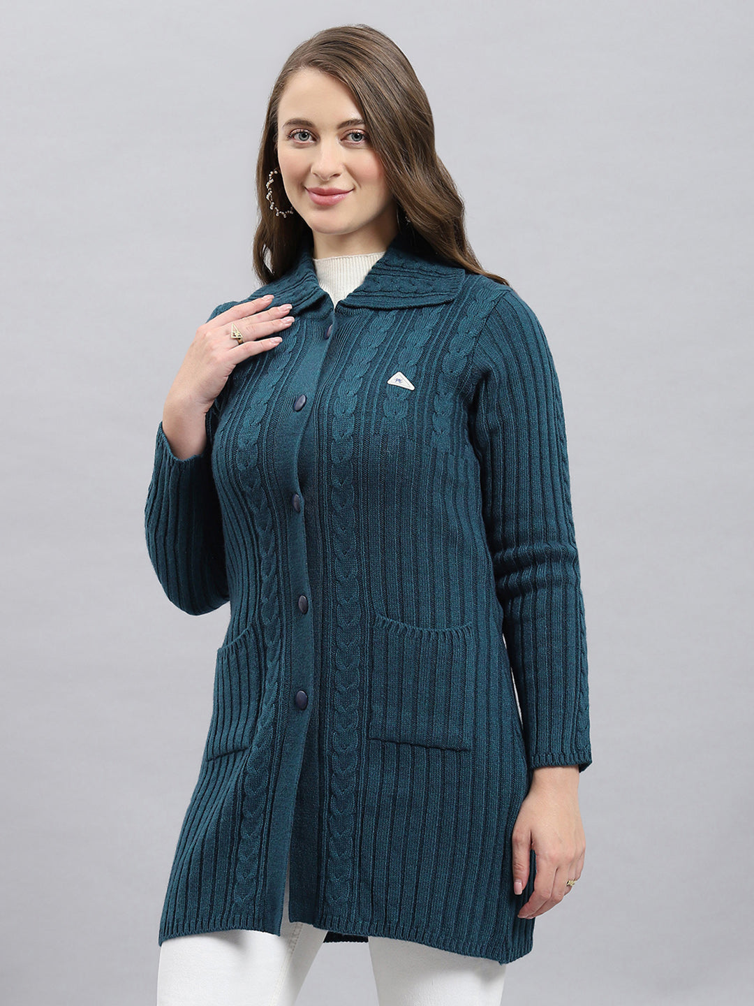 Women Green Self Design Collar Full Sleeve Cardigan