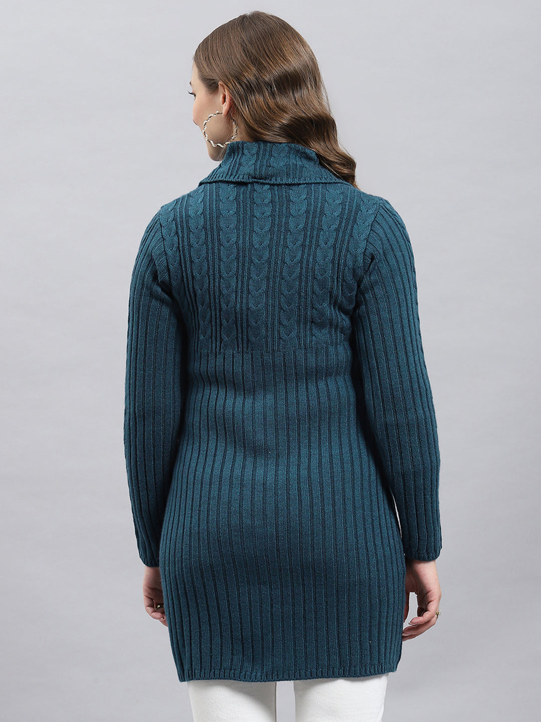 Women Green Self Design Collar Full Sleeve Cardigan