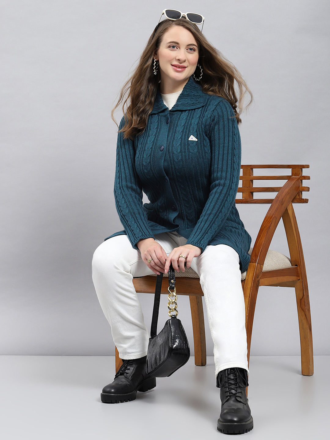 Women Green Self Design Collar Full Sleeve Cardigan