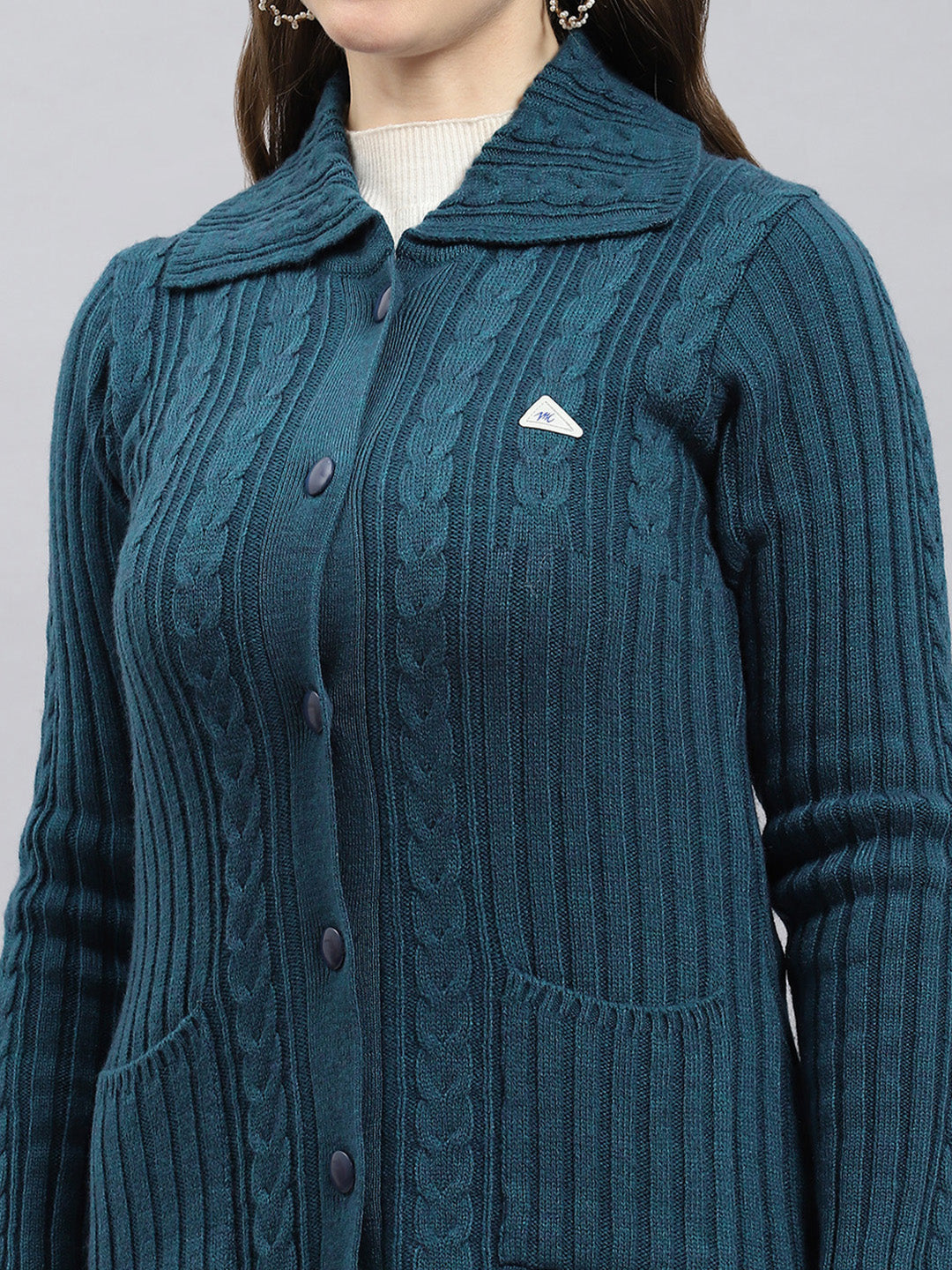 Women Green Self Design Collar Full Sleeve Cardigan