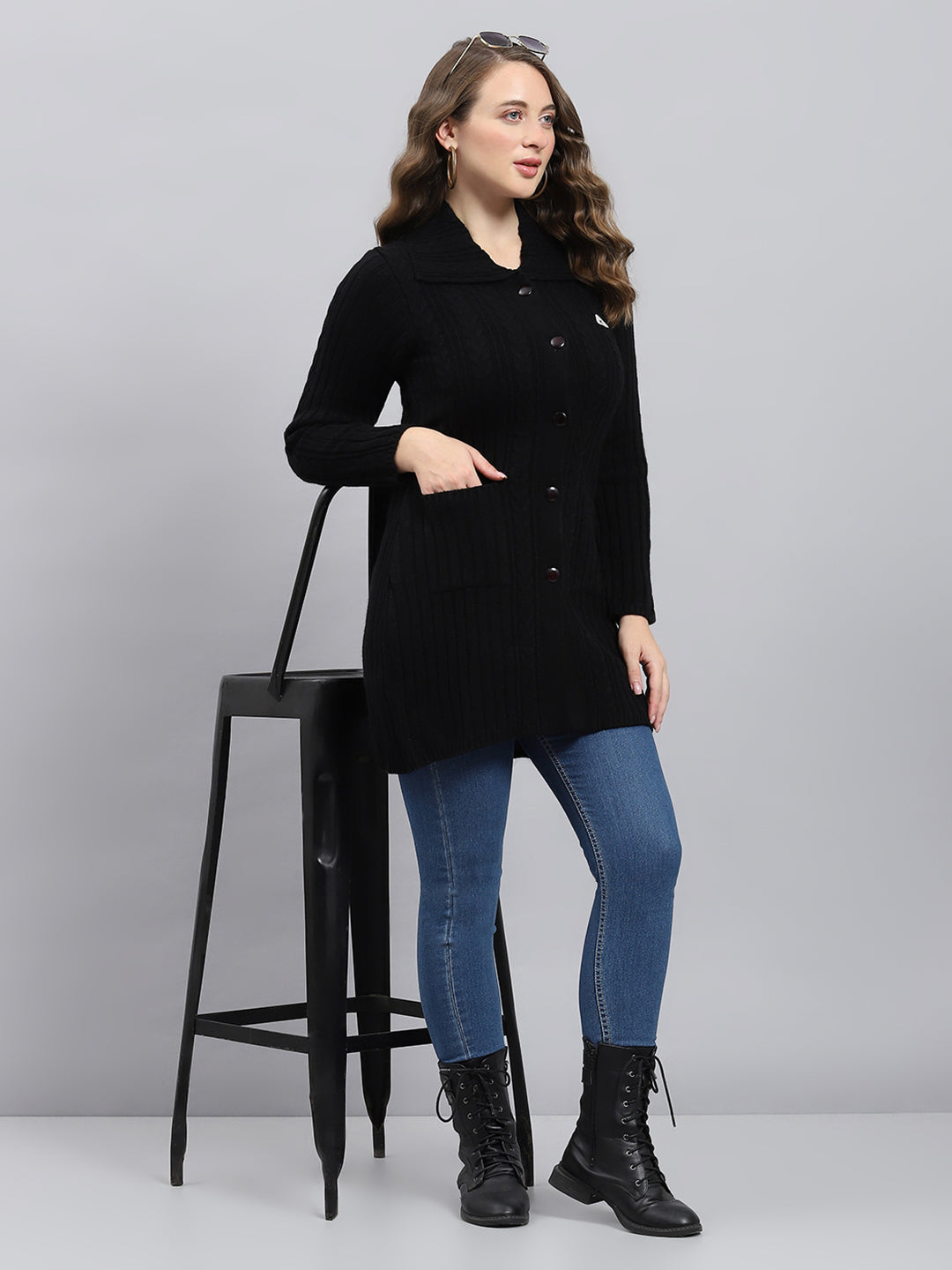 Women Black Self Design Collar Full Sleeve Cardigan