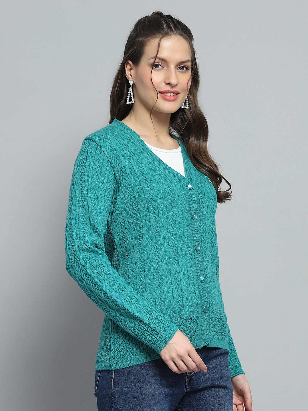 Women Green Self Design V Neck Full Sleeve Cardigan
