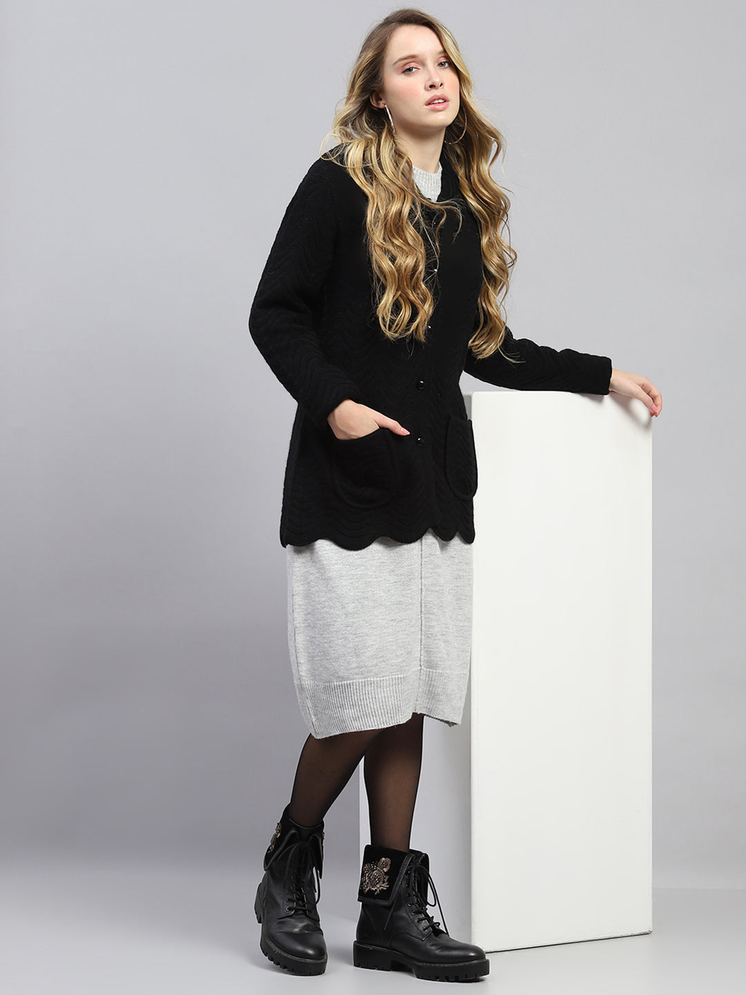Women Black Self Design Collar Full Sleeve Cardigan