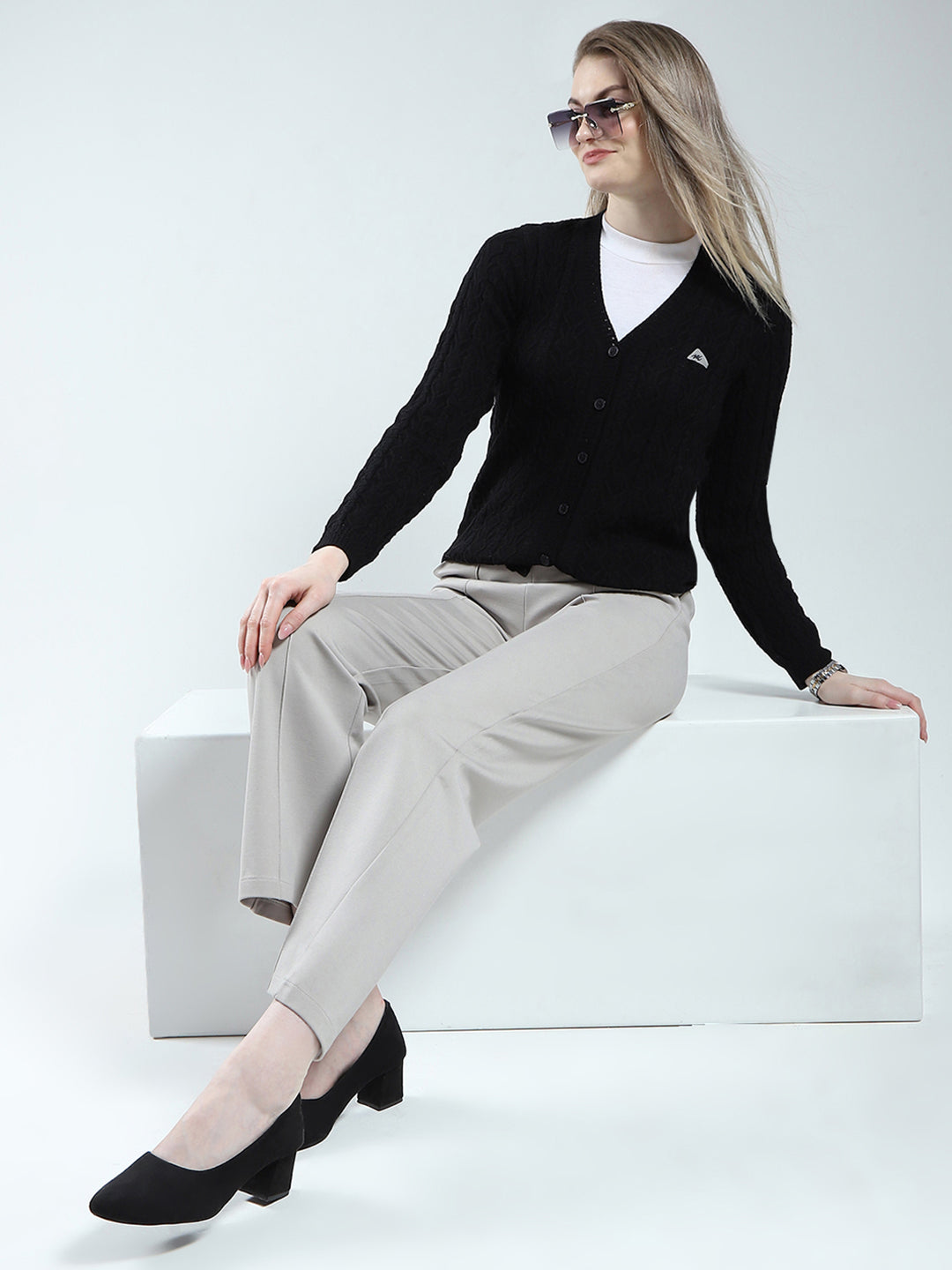 Women Black Self Design V Neck Full Sleeve Cardigan