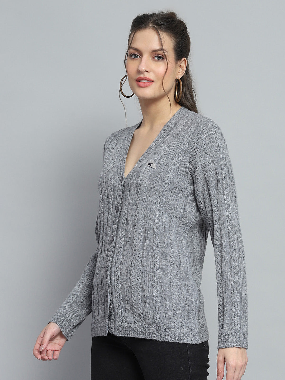 Women Grey Self Design V Neck Full Sleeve Cardigan