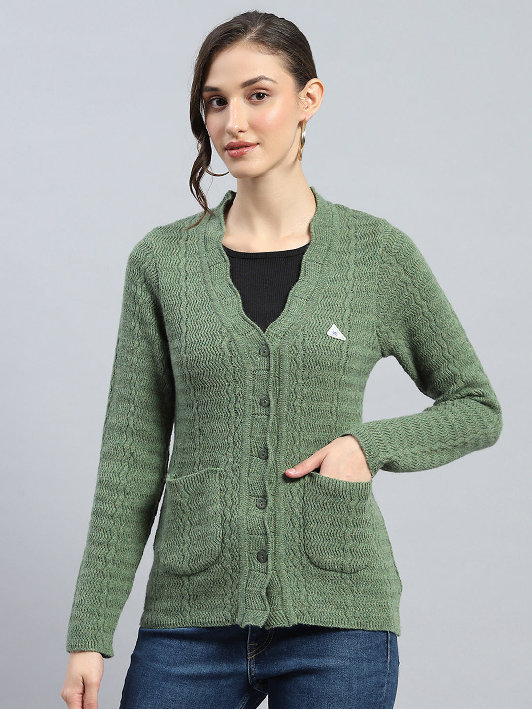 Women Green Self Design V Neck Full Sleeve Cardigan