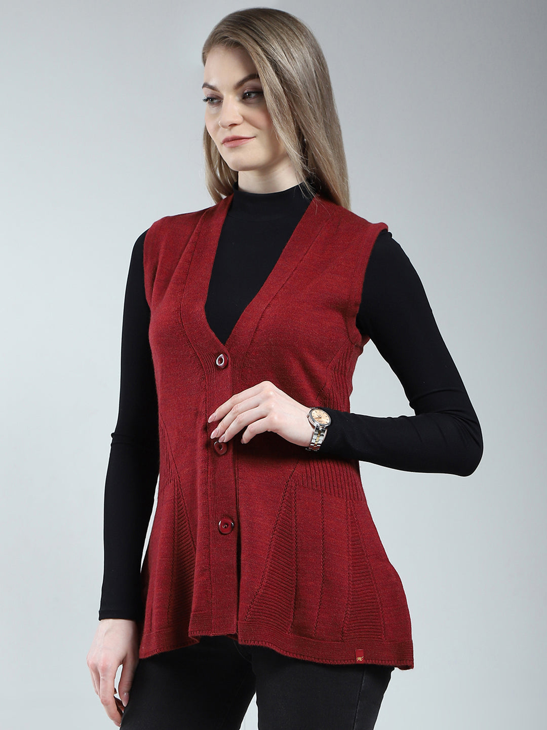 Women Maroon Self Design V Neck Sleeveless Cardigan