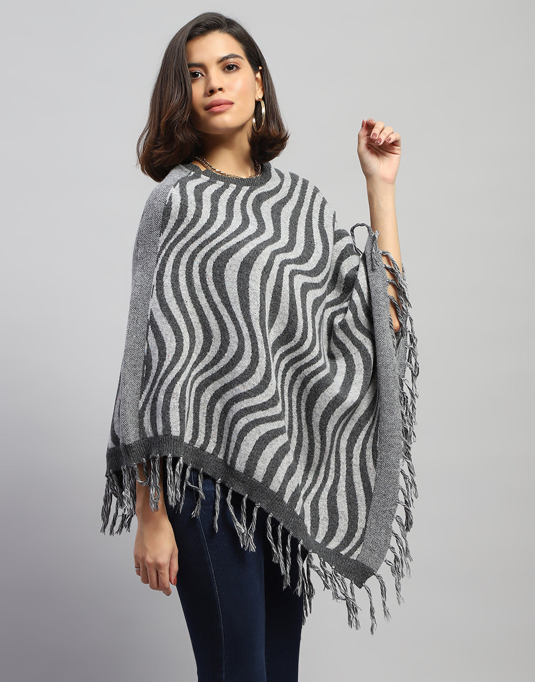 Women Grey Self Design Round Neck Poncho