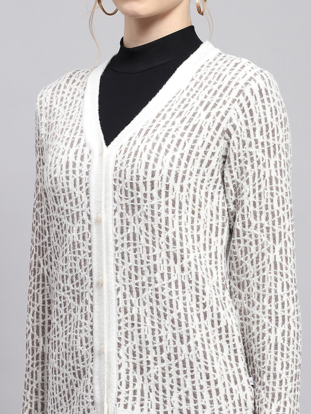 Women White Self Design V Neck Sleeveless Cardigan