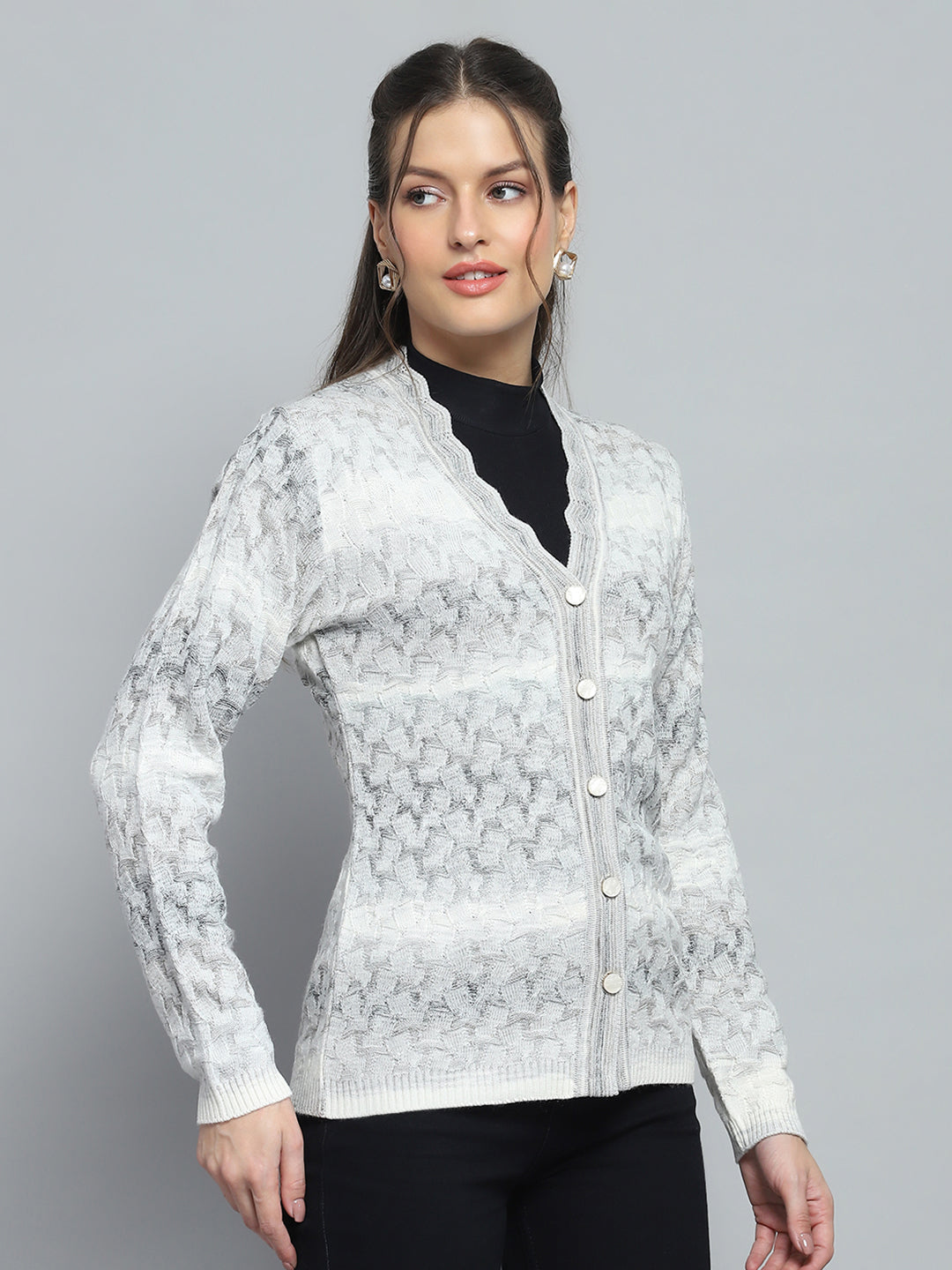 Women Grey Self Design V Neck Full Sleeve Cardigan