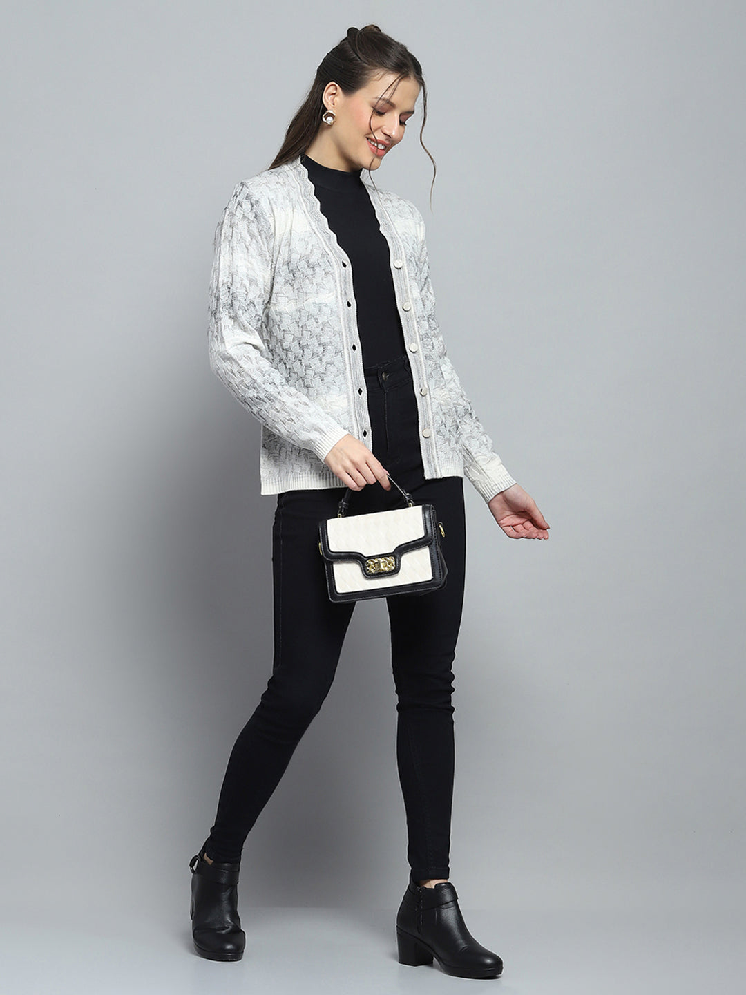 Women Grey Self Design V Neck Full Sleeve Cardigan