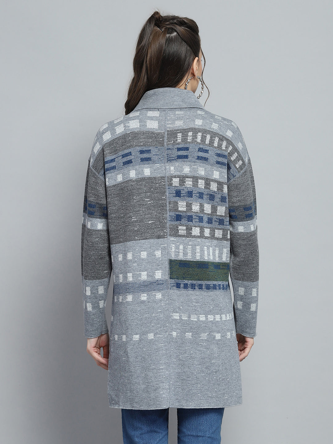 Women Grey Self Design Collar Full Sleeve Cardigan