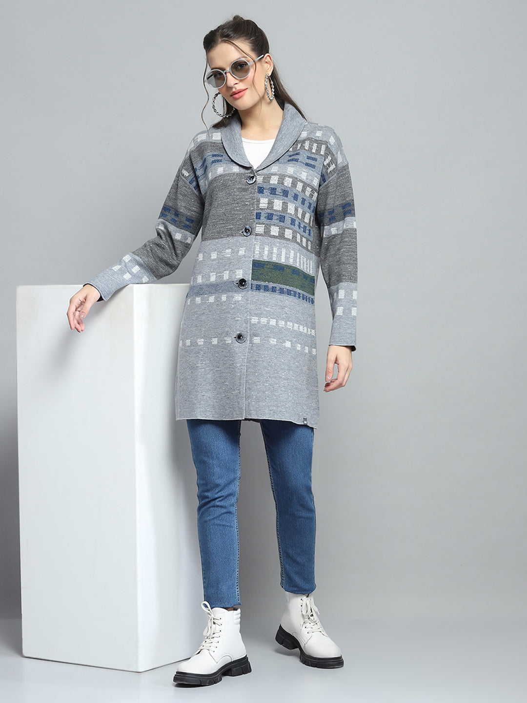 Women Grey Self Design Collar Full Sleeve Cardigan