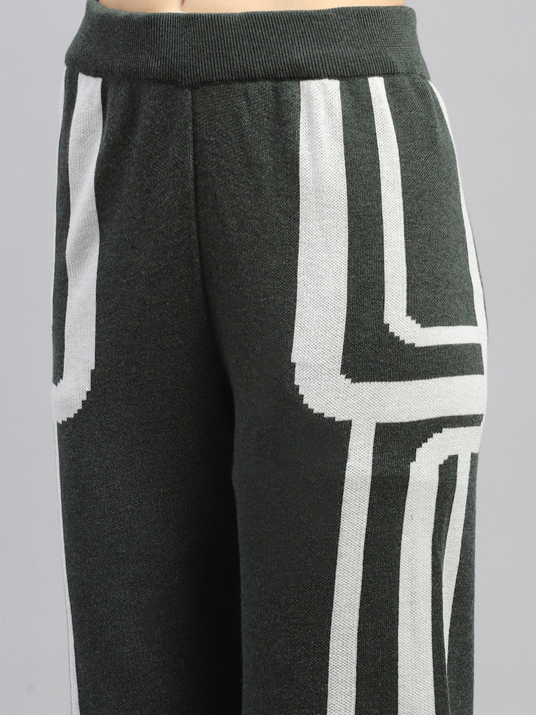 Women Green Printed Round Neck Full Sleeve Cords Set