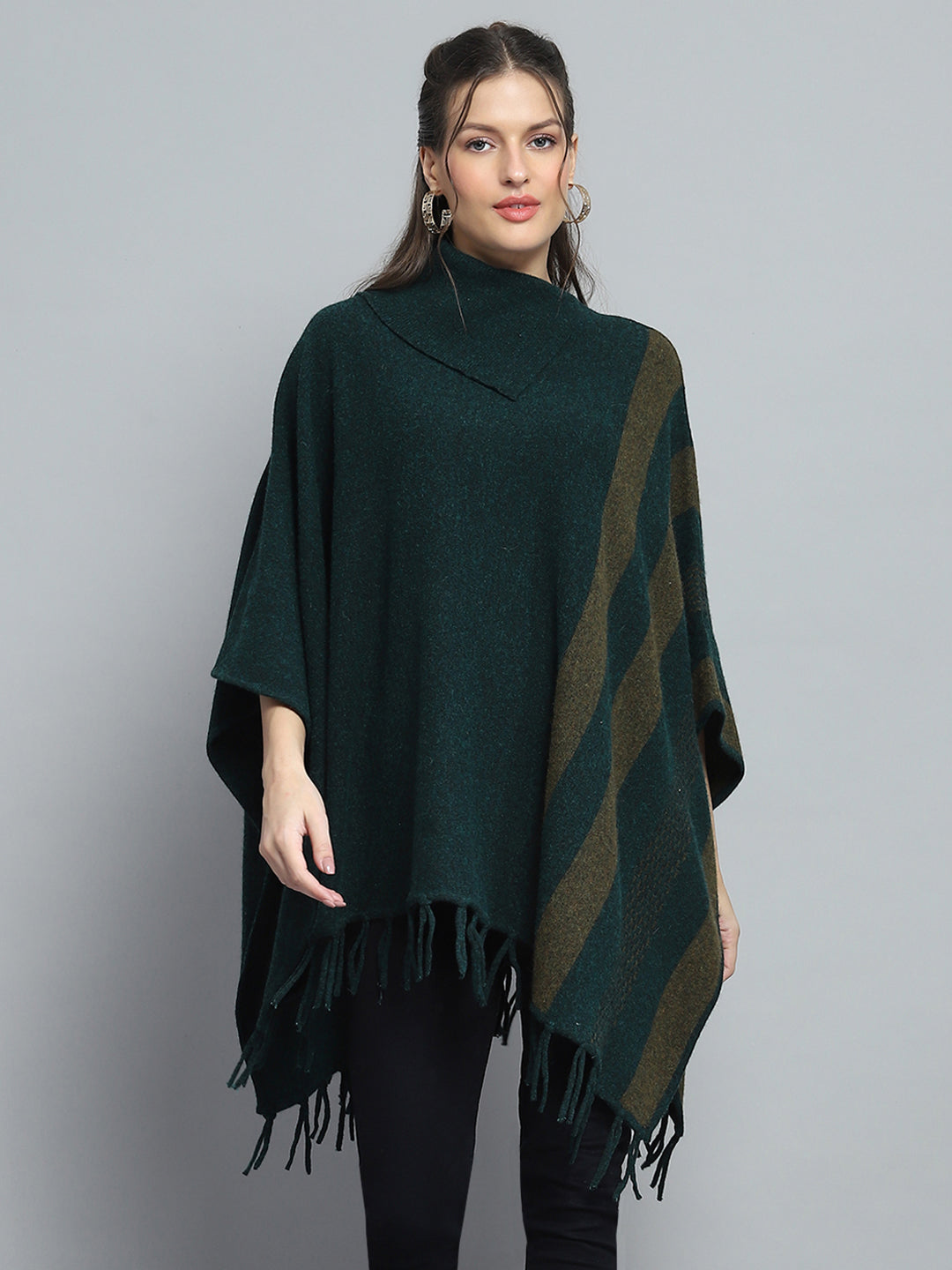 Women Green Self Design Poncho