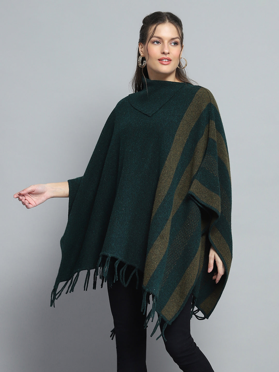 Women Green Self Design Poncho