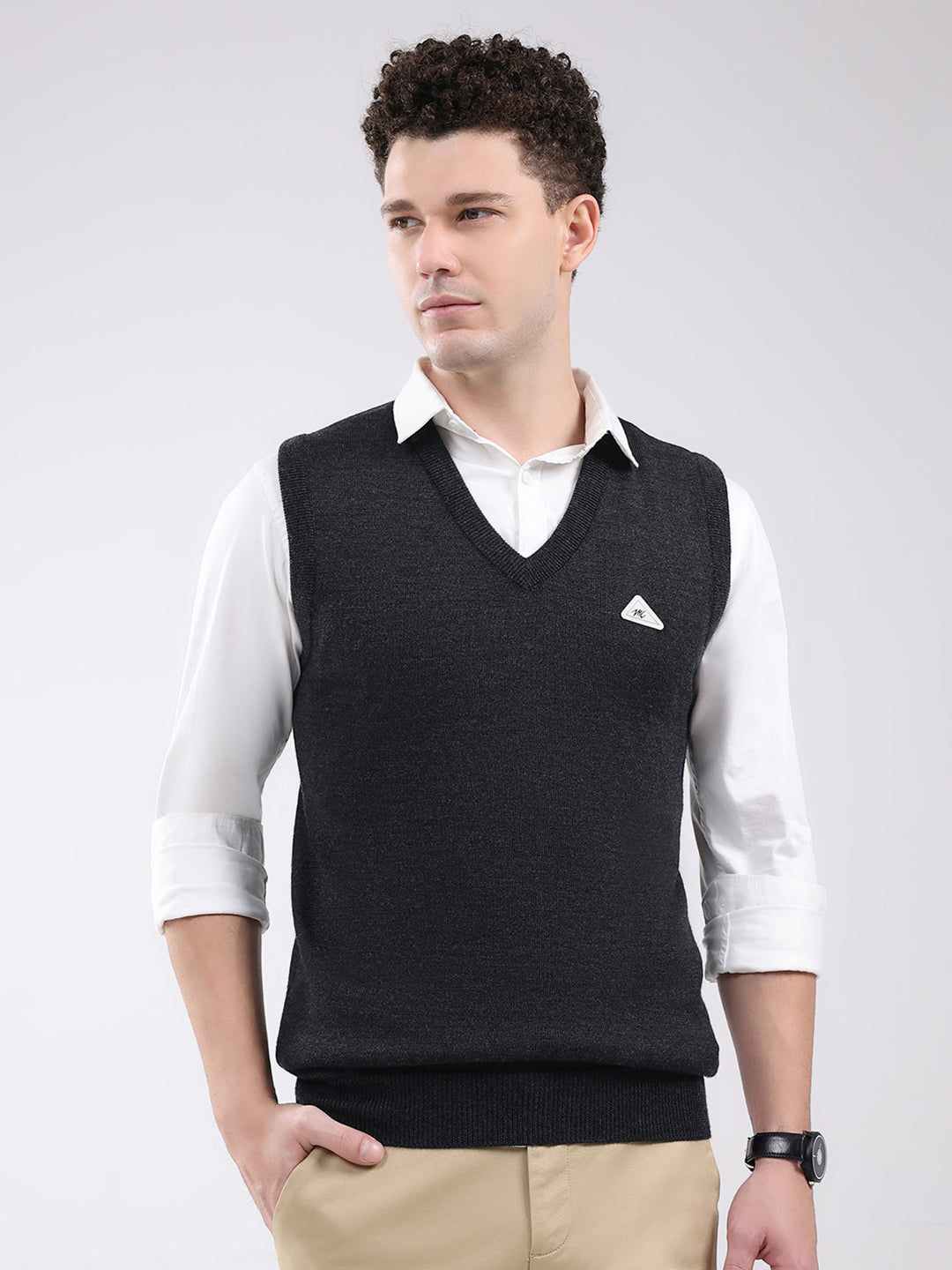 Men Dark Grey Solid V Neck Sleeveless Sweater
