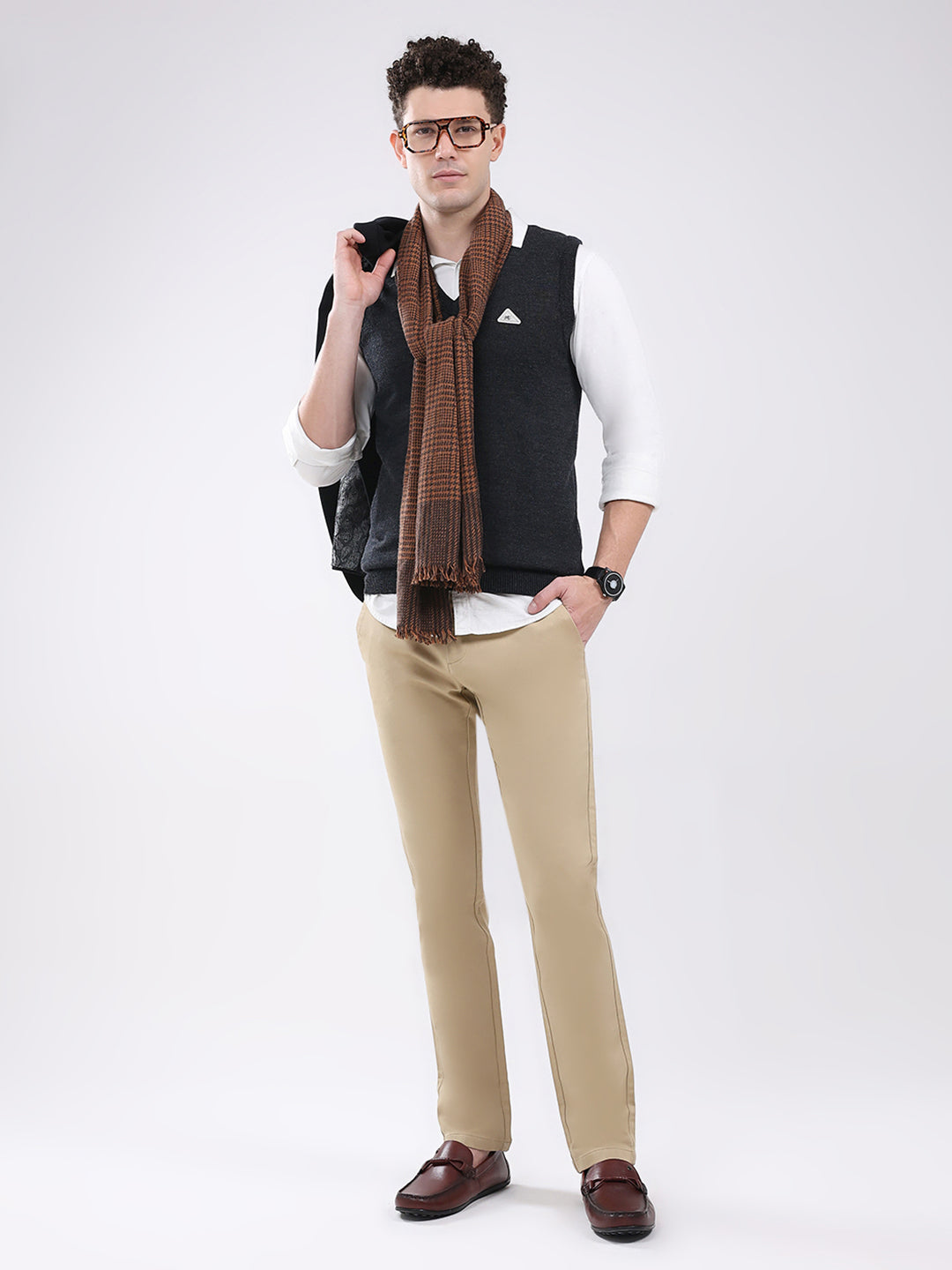 Men Dark Grey Solid V Neck Sleeveless Sweater