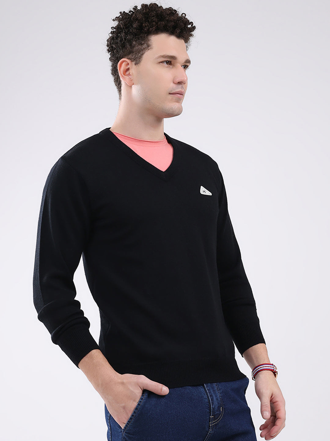Men Black Solid V Neck Full Sleeve Pullover