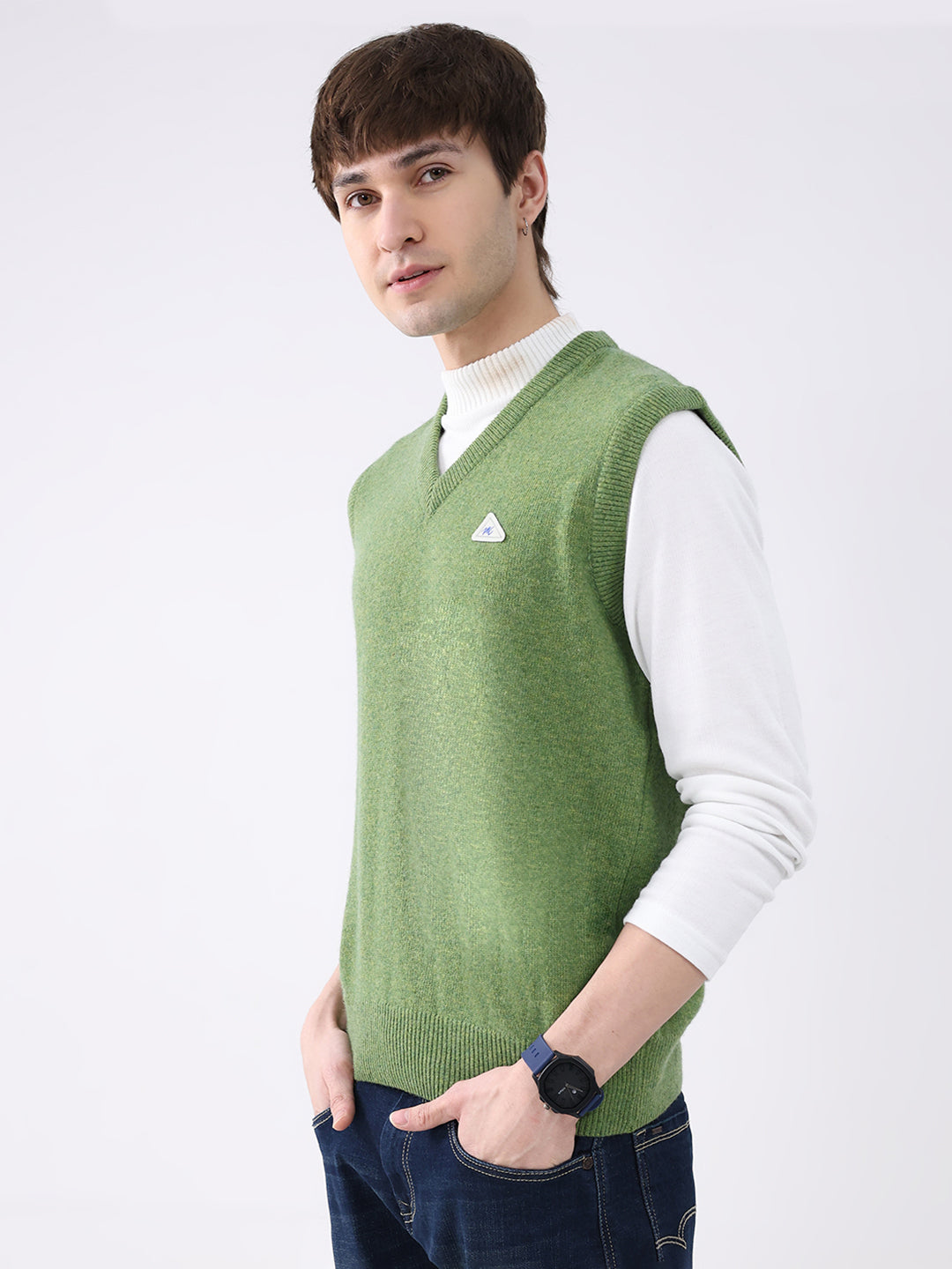Men Green Solid V Neck Sleeveless Sweater