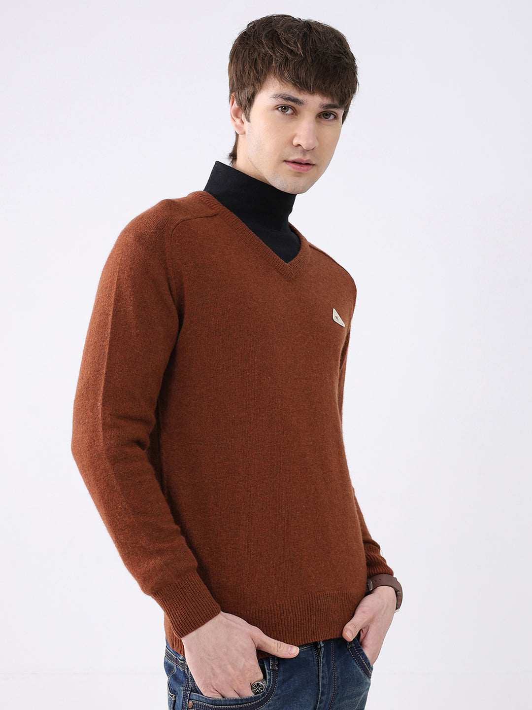 Men Rust Solid V Neck Full Sleeve Pullover