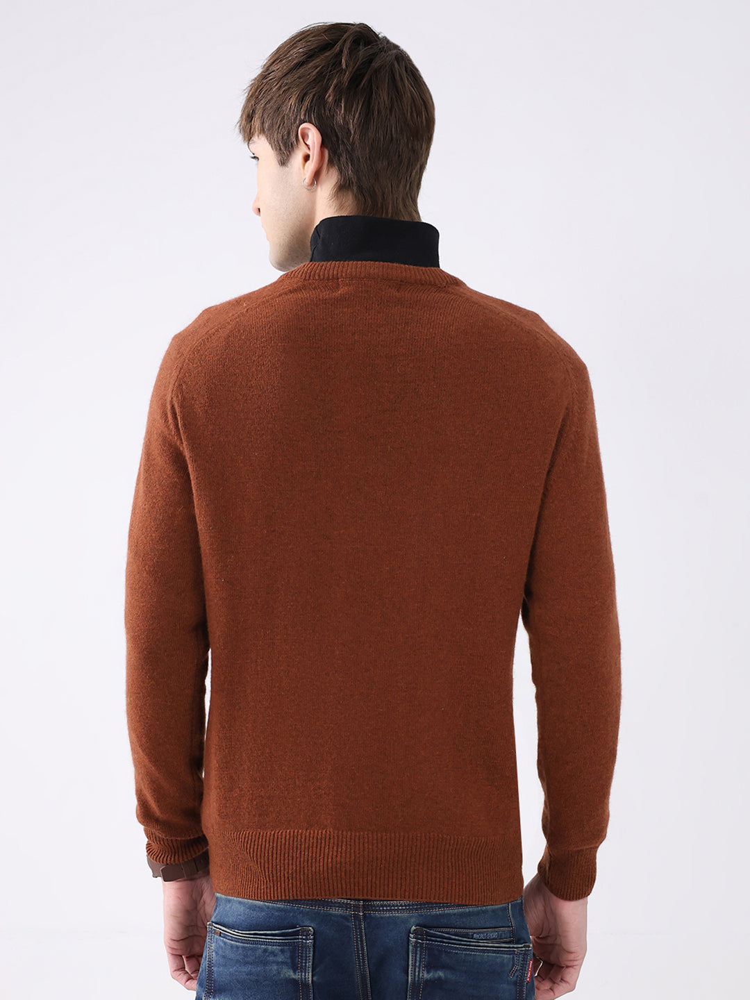 Men Rust Solid V Neck Full Sleeve Pullover