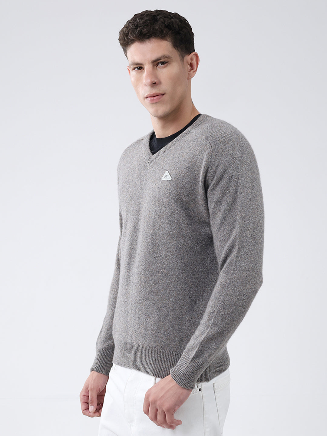 Men Grey Solid V Neck Full Sleeve Pullover