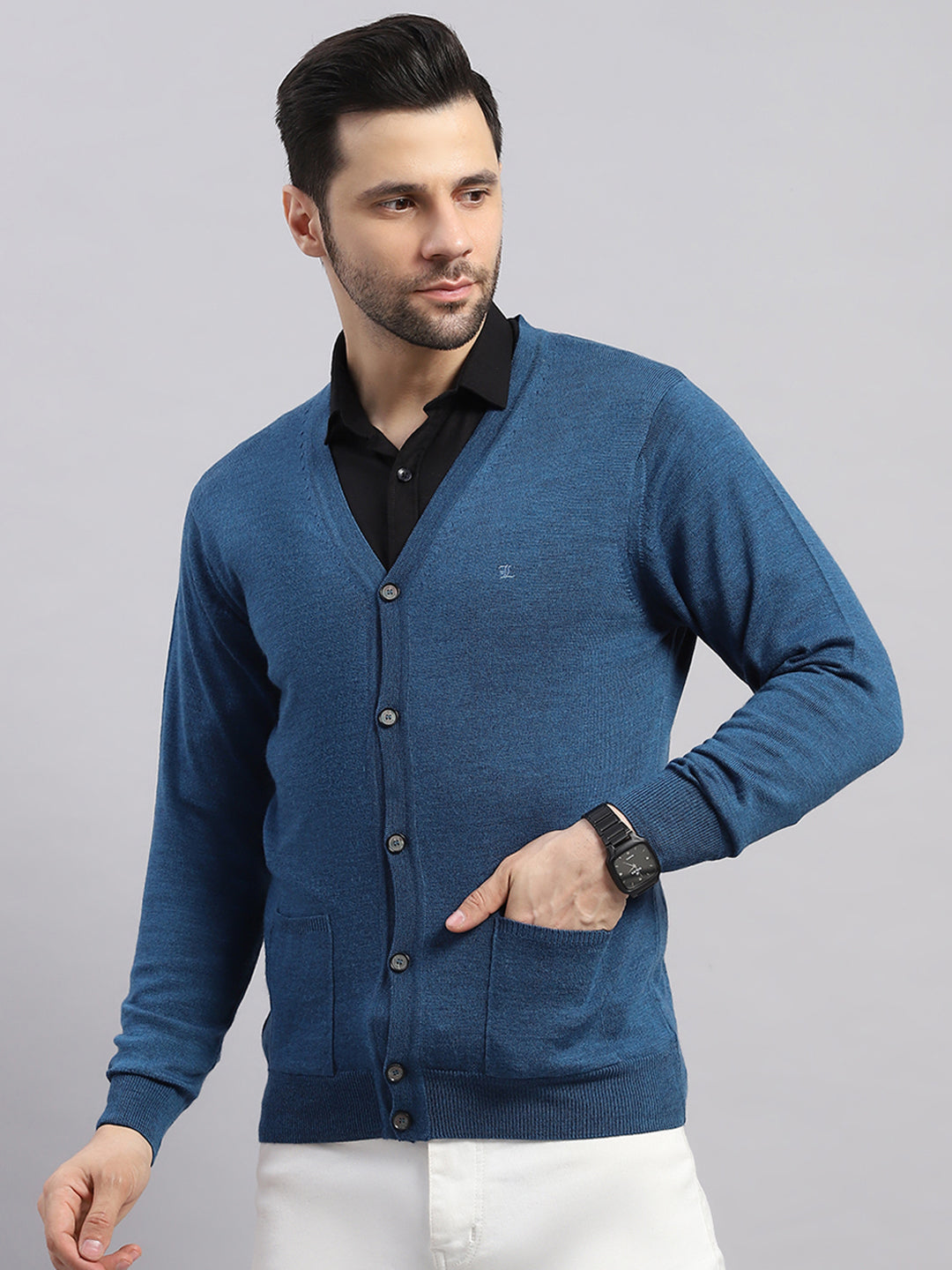 Luxuria Men Blue Solid V Neck Full Sleeve Cardigan