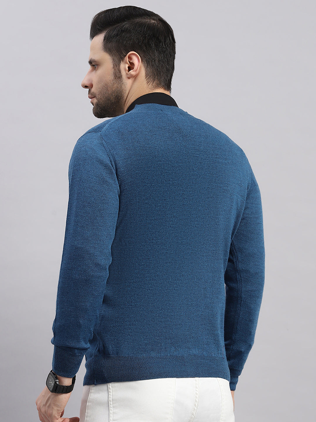 Luxuria Men Blue Solid V Neck Full Sleeve Cardigan