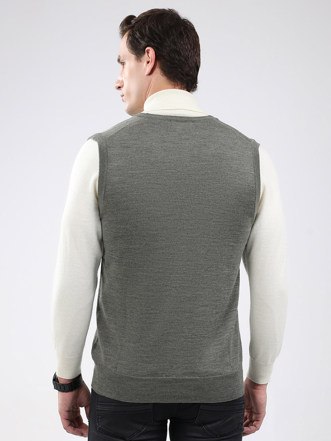 Luxuria Men Grey Solid V Neck Sleeveless Sweater