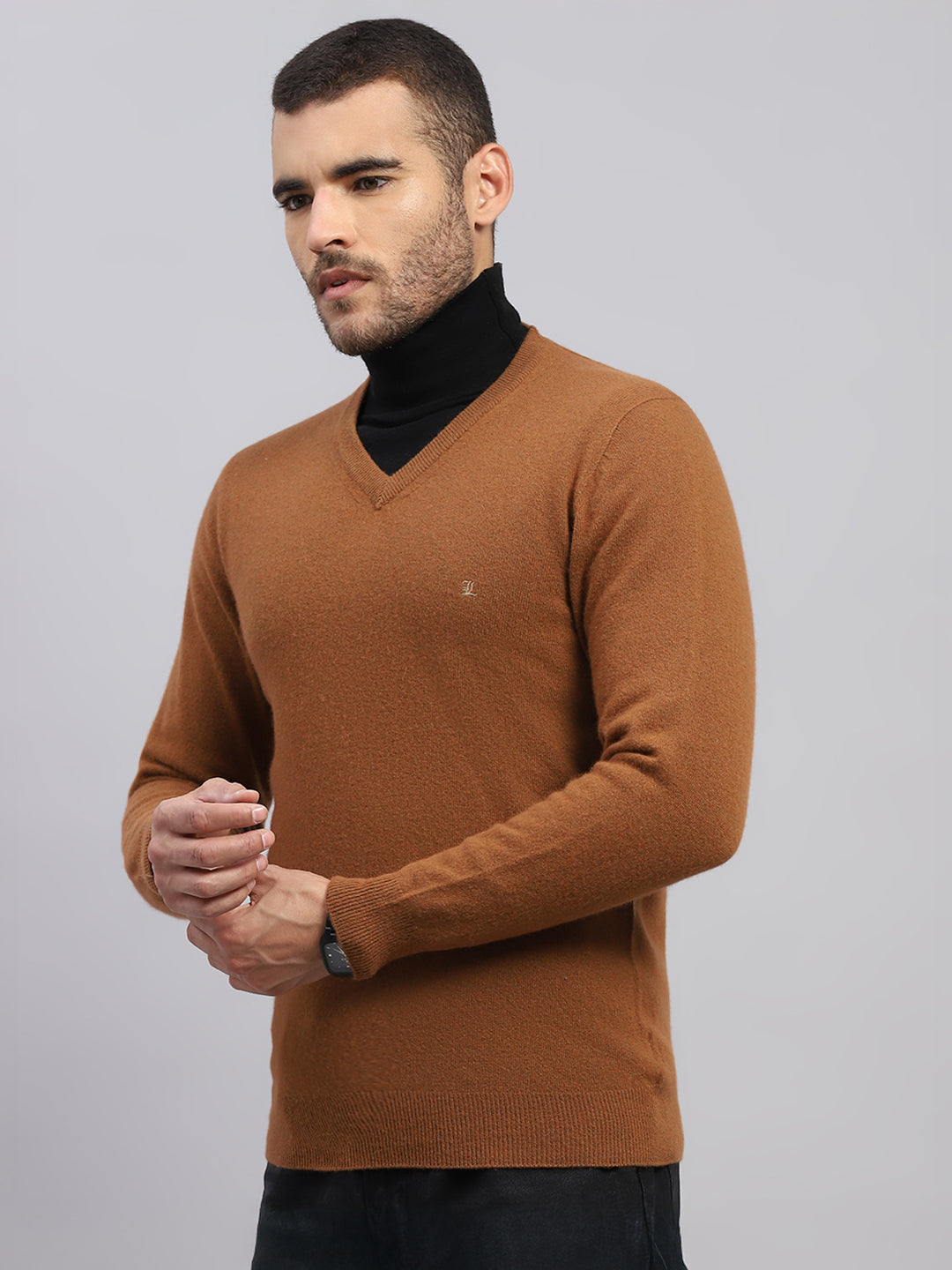 Luxuria Men Brown Solid V Neck Full Sleeve Pullover