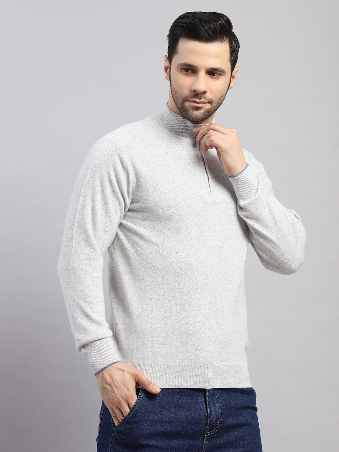 Luxuria Men Light Grey Solid Collar Full Sleeve Pullover