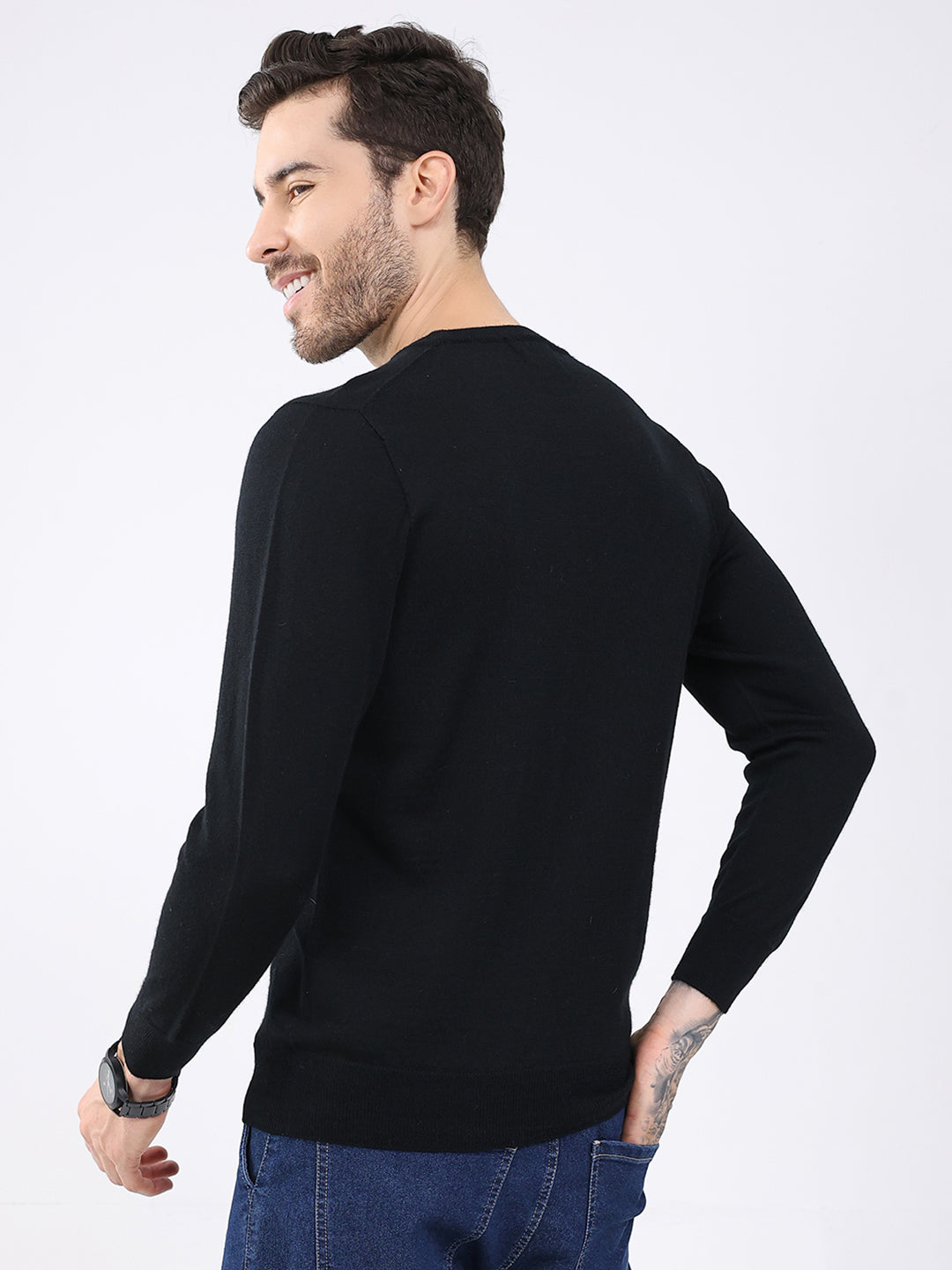 Luxuria Men Black Solid Round Neck Full Sleeve Pullover