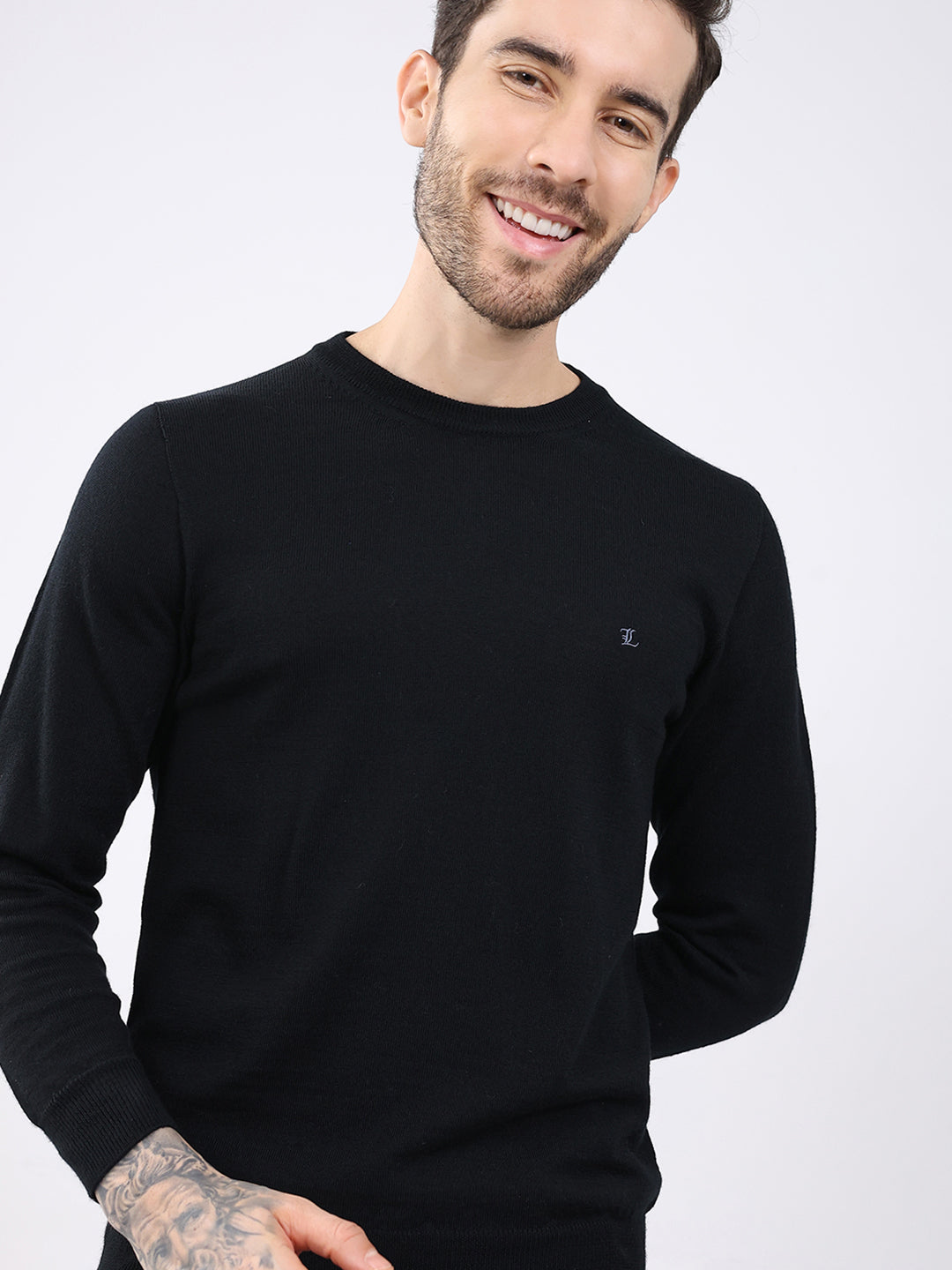 Luxuria Men Black Solid Round Neck Full Sleeve Pullover